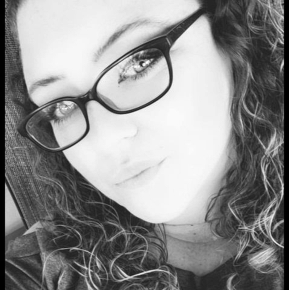 Meet your Posher, Felicia - Picture 1 of 1